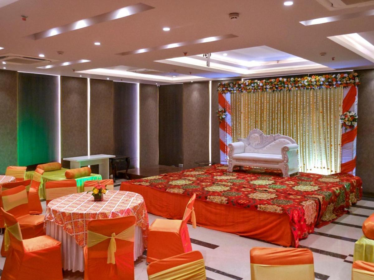 Hotel Saket 27 Νέο Δελχί Εξωτερικό φωτογραφία