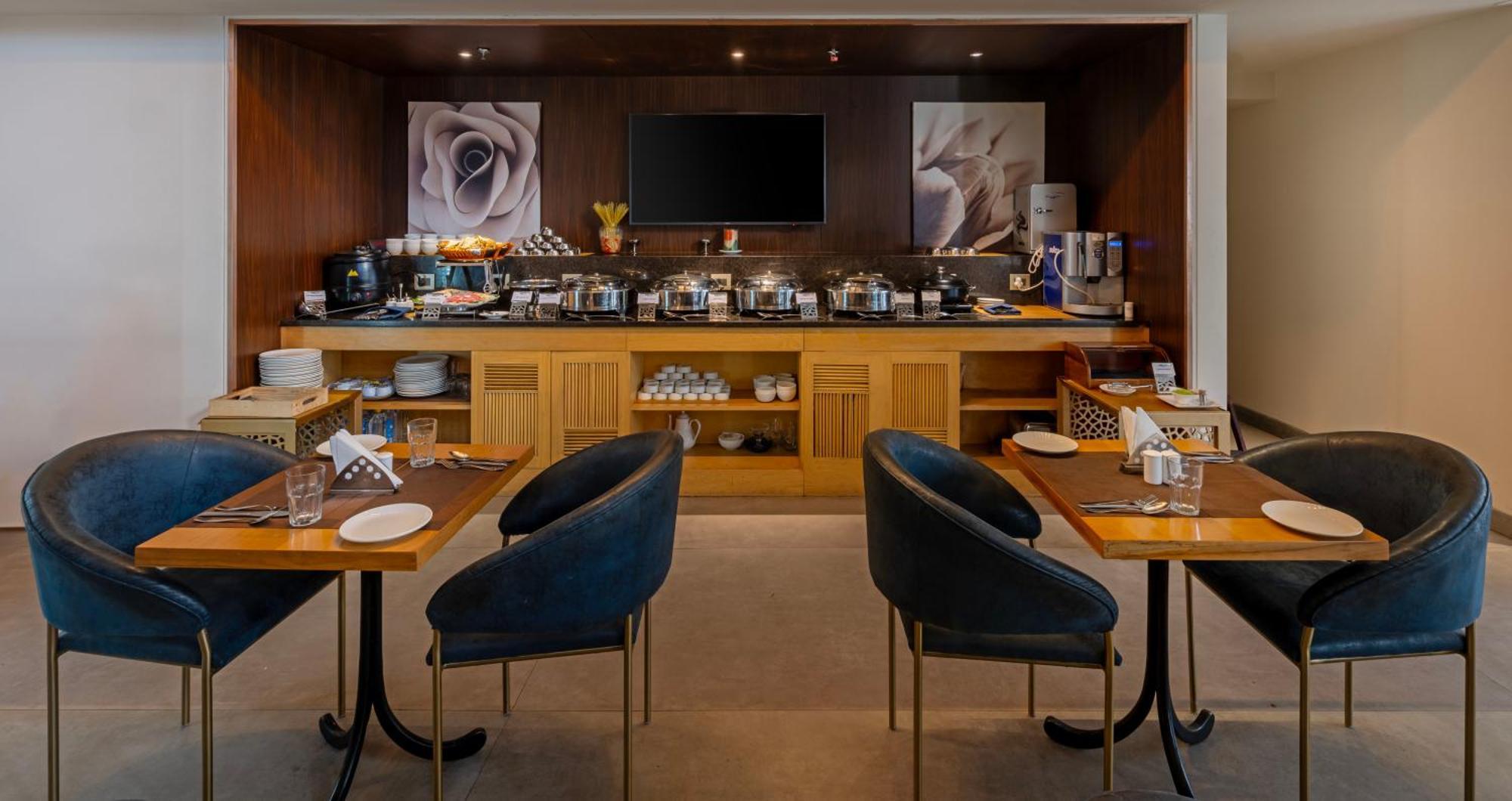 Hotel Saket 27 Νέο Δελχί Εξωτερικό φωτογραφία