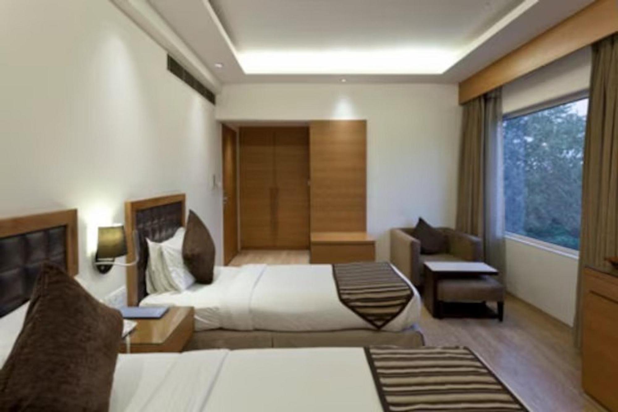 Hotel Saket 27 Νέο Δελχί Εξωτερικό φωτογραφία