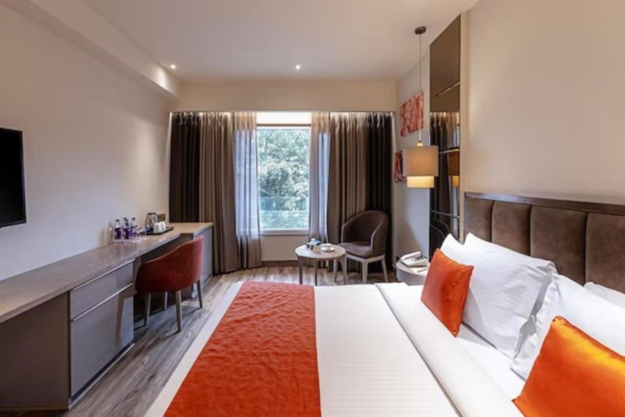 Hotel Saket 27 Νέο Δελχί Εξωτερικό φωτογραφία